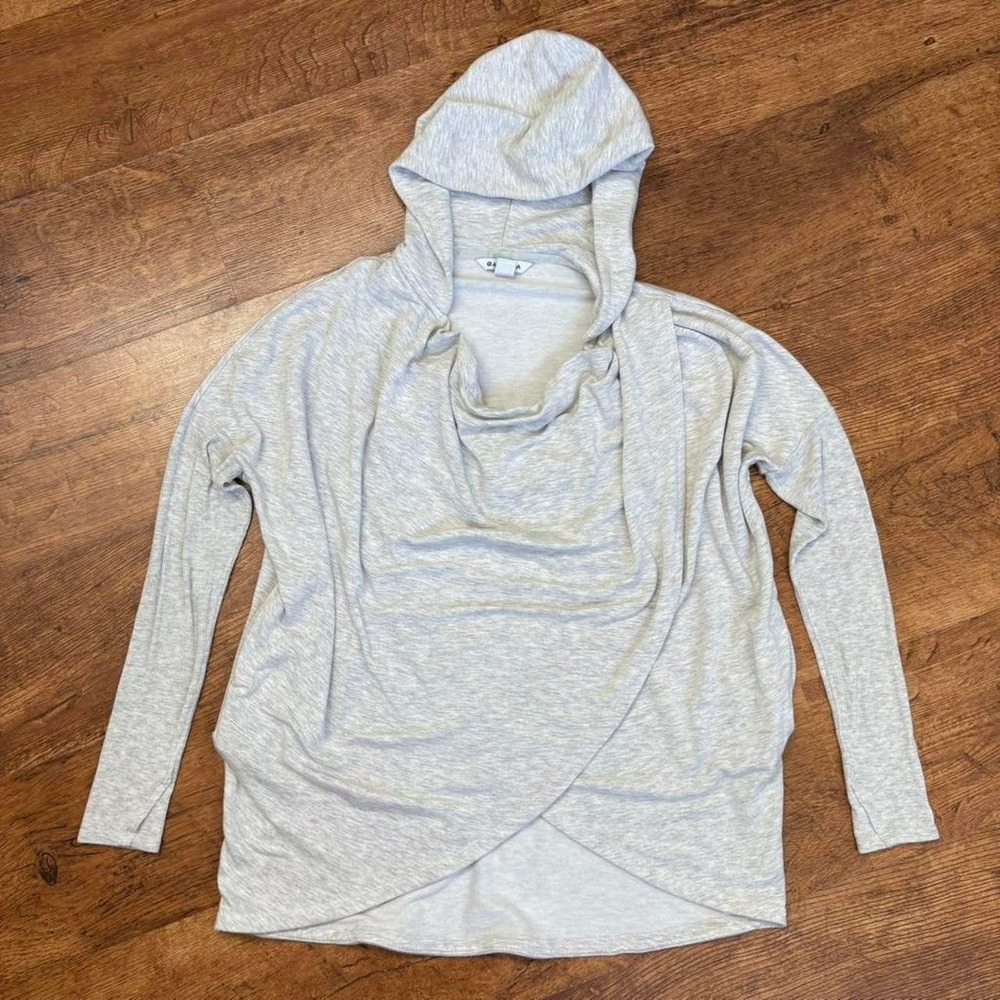 Athleta Purana Wrap Sweatshirt Hoodie Grey Long Sleeve Crossover Front Womens S